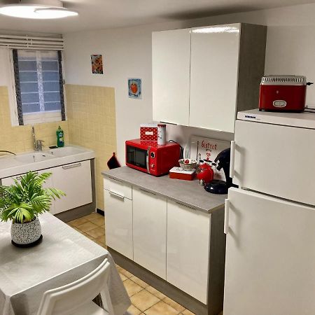 Appartement T2 Independant Dans Maison Individuelle Bidos ภายนอก รูปภาพ