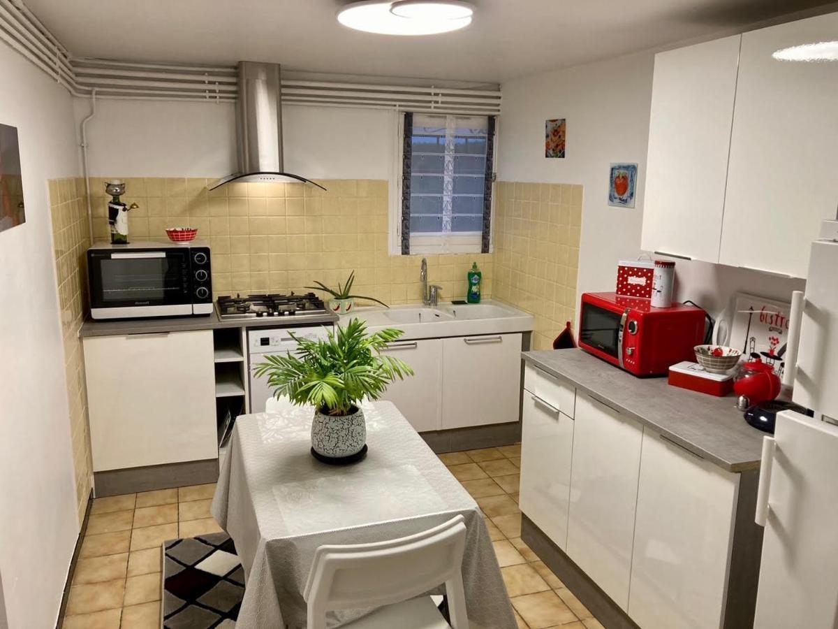 Appartement T2 Independant Dans Maison Individuelle Bidos ภายนอก รูปภาพ